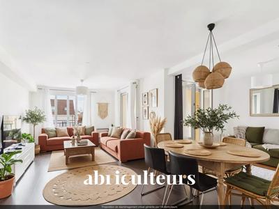 Appartement - 90 m² - 4 pièces