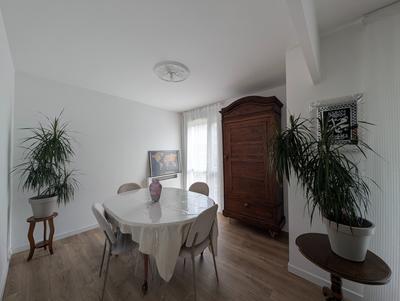 Appartement - 76 m² - 3 pièces