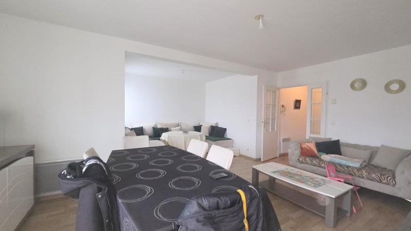 Appartement ancien - 74 m² - 3 pièces