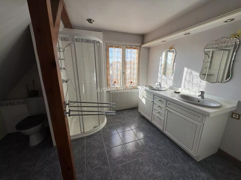 Maison - 134 m² - 6 pièces