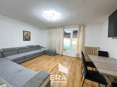 Maison - 102 m² - 5 pièces