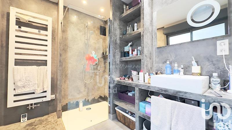 Maison - 142 m² - 6 pièces