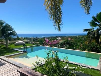 Demeure - 196 m² - 8 pièces