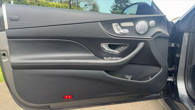 Mercedes Classe E Cabriolet 220 d 194 9g-Tronic Amg Line