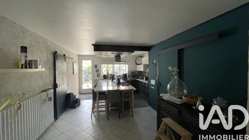 Maison - 200 m² - 7 pièces