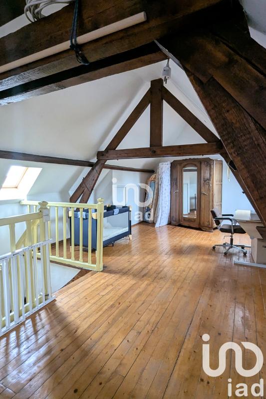 Maison - 207 m² - 7 pièces