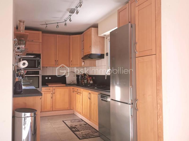 Maison traditionnelle - 130 m² - 7 pièces