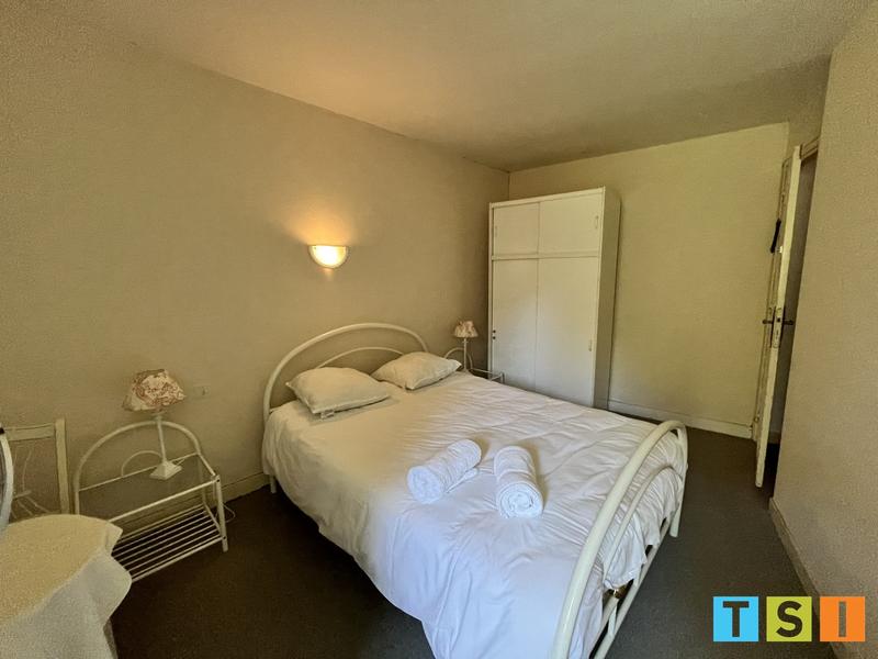 Maison - 450 m² - 21 pièces