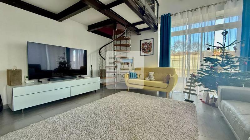 Maison - 159 m² - 6 pièces