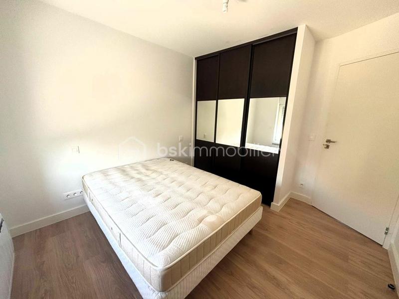 Maison - 96 m² - 5 pièces