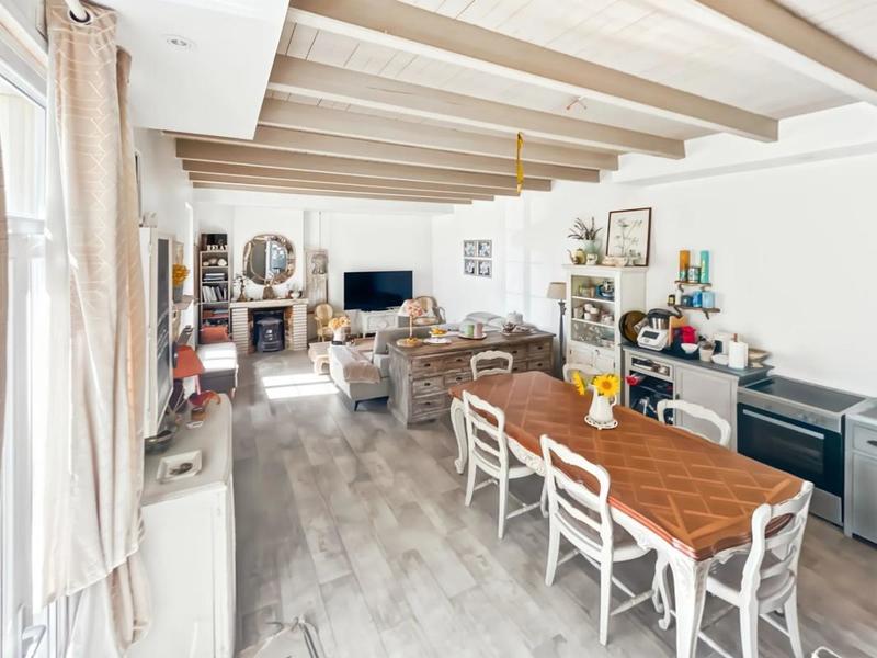 Maison - 100 m² - 5 pièces