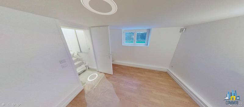 Maison - 94 m² - 5 pièces