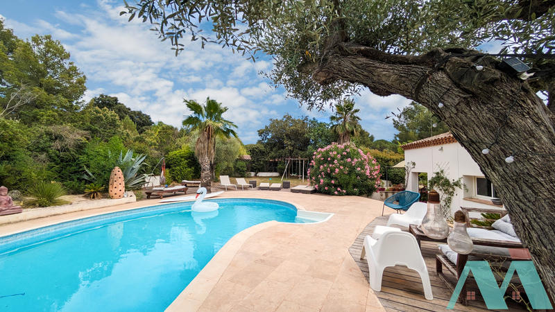 Maison - 178 m² - 6 pièces