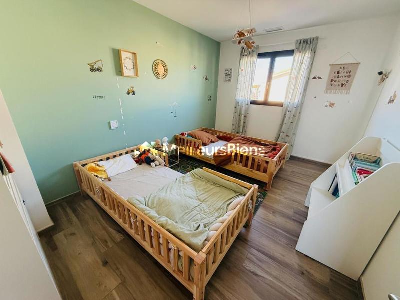 Villa - 90 m² - 4 pièces