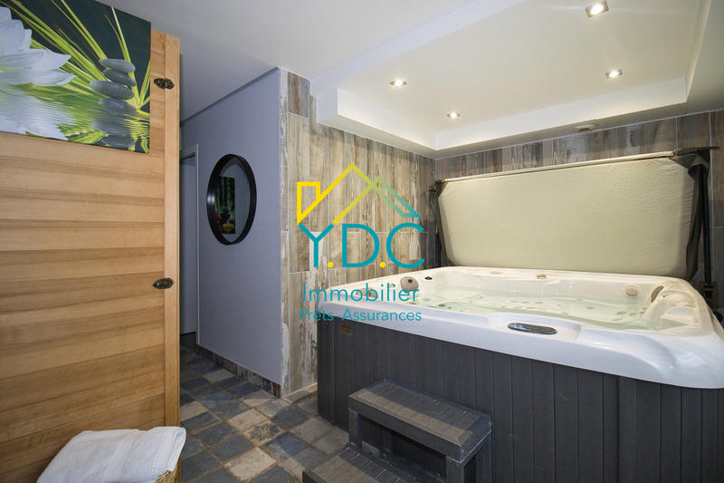 Maison - 105 m² - 4 pièces