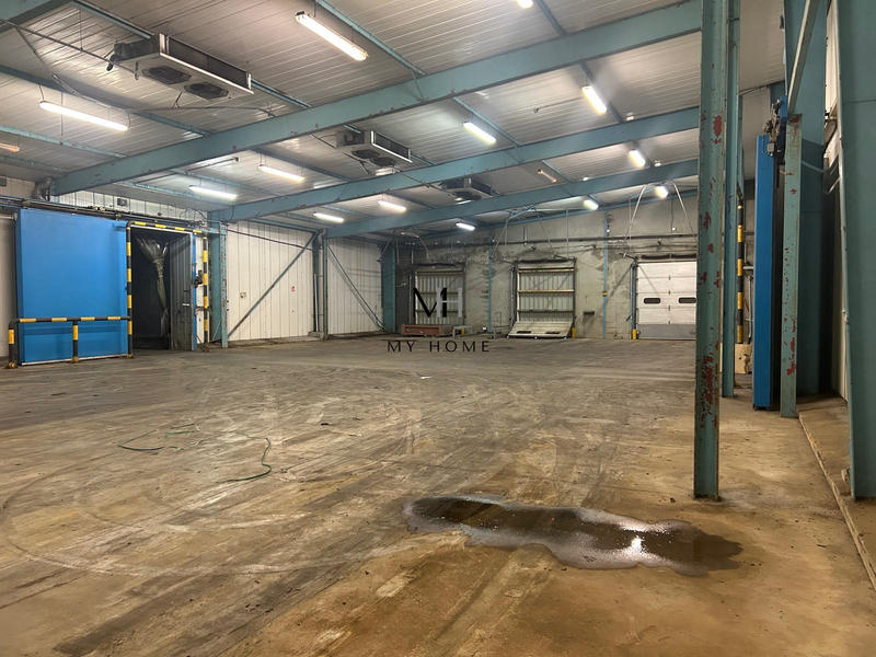 Entrepôt - 2 000 m²