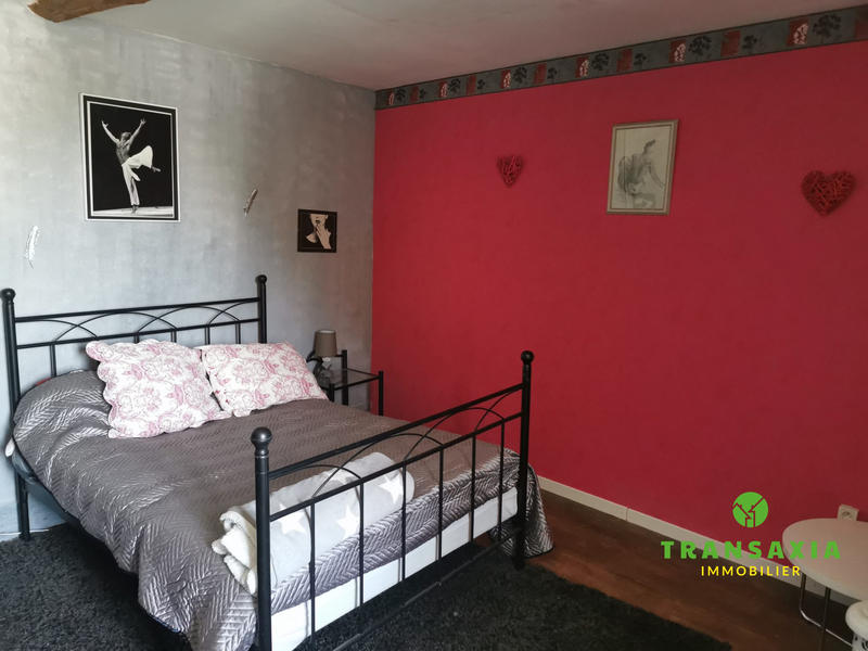 Maison traditionnelle - 306 m² - 16 pièces