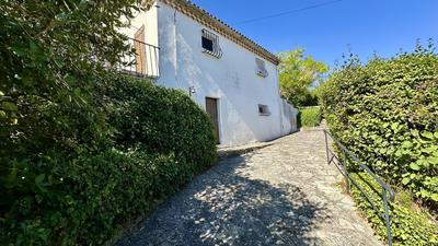 Maison - 104 m² - 5 pièces