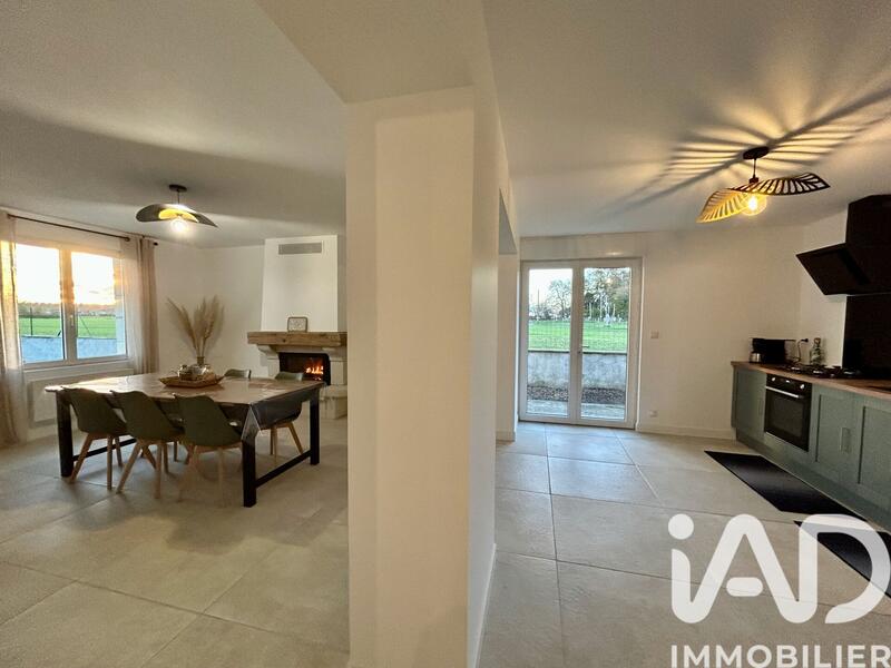 Maison - 156 m² - 5 pièces