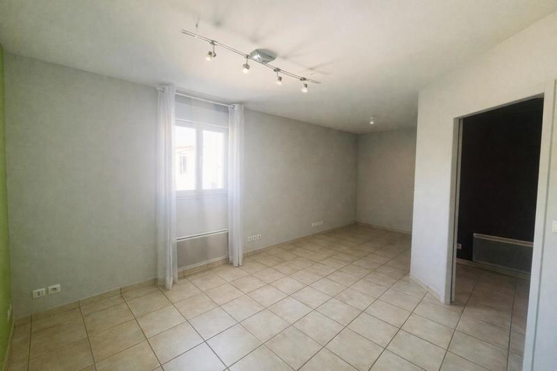 Bureau - 47 m² - 2 pièces