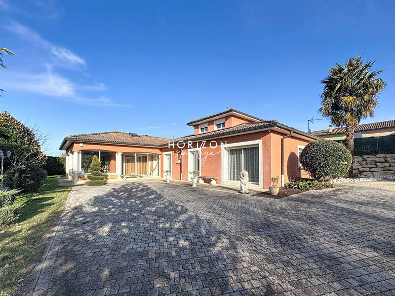 Maison contemporaine - 200 m² - 8 pièces