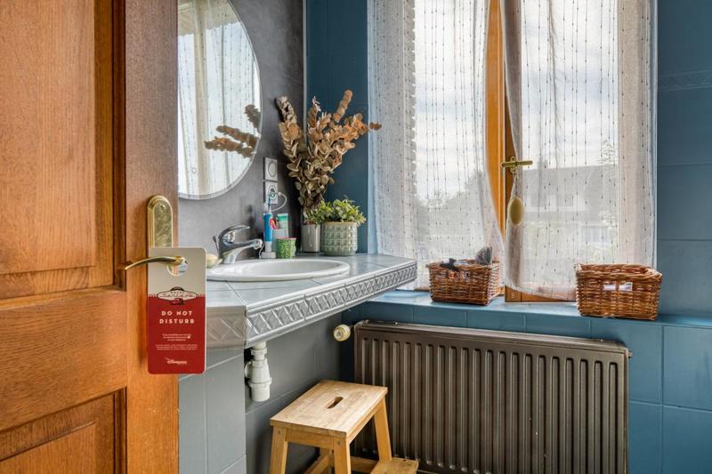 Maison ancienne - 162 m² - 8 pièces