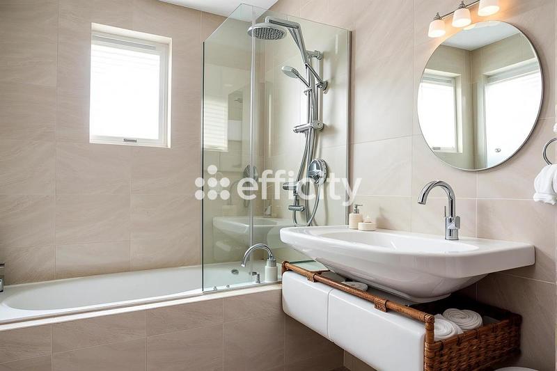 Maison - 167 m² - 7 pièces