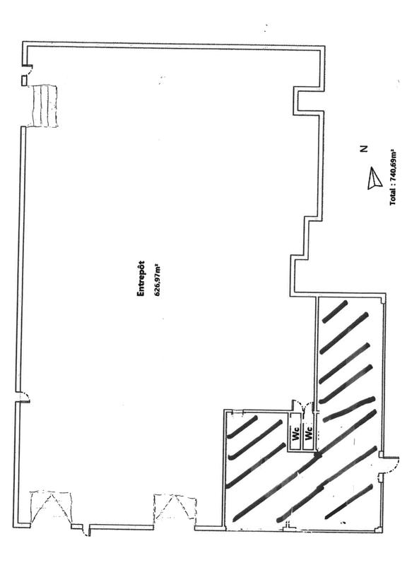 Local commercial - 627 m²