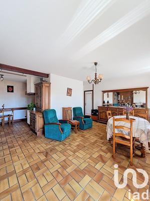 Maison - 76 m² - 4 pièces