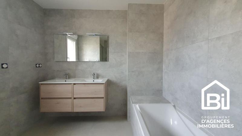 Maison - 139 m² - 6 pièces