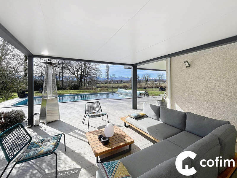 Maison - 190 m² - 8 pièces