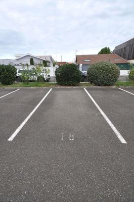 Parking / Garage - 12 m²