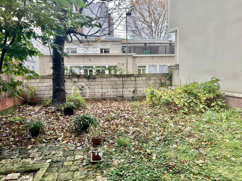 Loft - 81 m² - 4 pièces