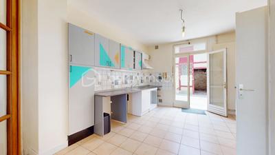 Maison de ville - 84 m² - 4 pièces