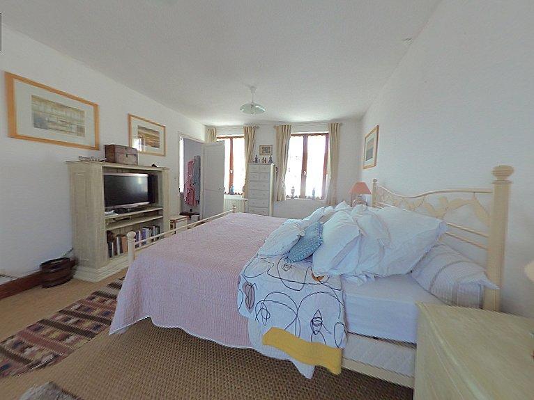 Maison - 257 m² - 10 pièces