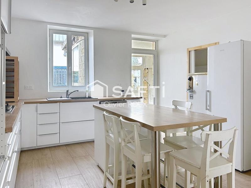 Maison - 105 m² - 6 pièces