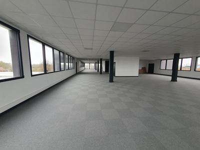 Bureau - 580 m²