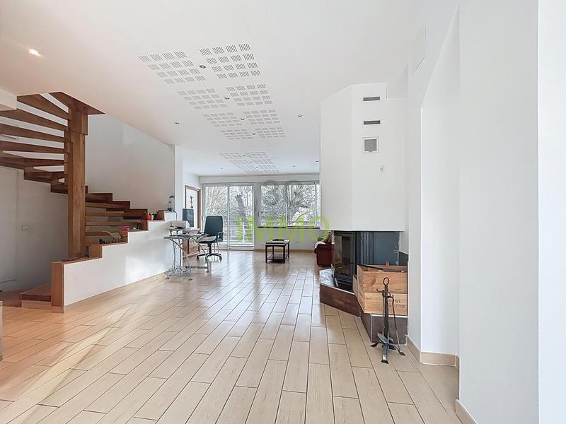 Maison - 145 m² - 17 pièces