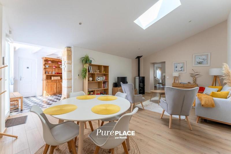 Maison de maîtres - 270 m² - 7 pièces