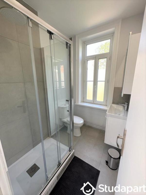 Chambre - 14 m² - 1 pièce