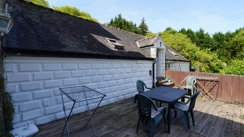 Maison - 380 m² - 20 pièces