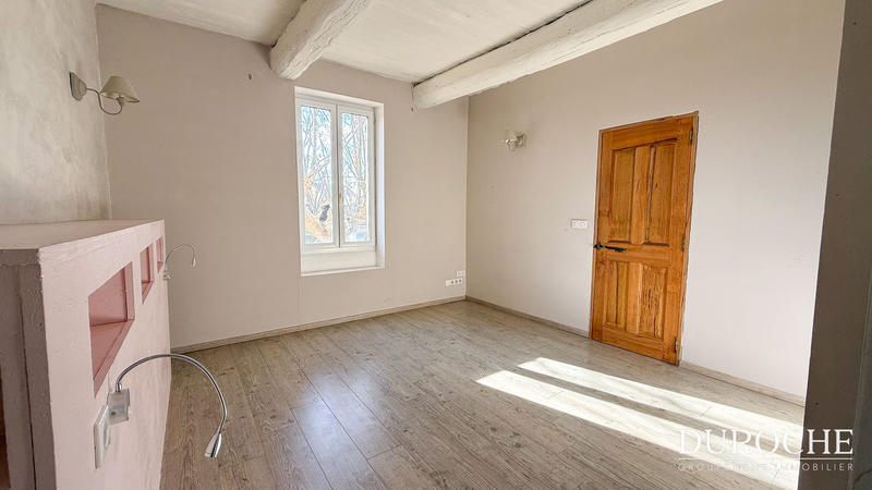 Maison - 224 m² - 7 pièces