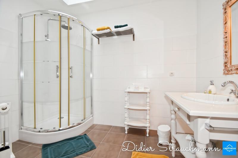 Maison - 322 m² - 8 pièces