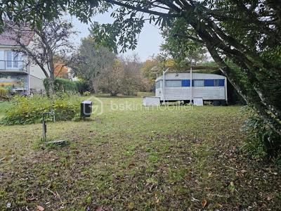 Terrain constructible - 997 m²