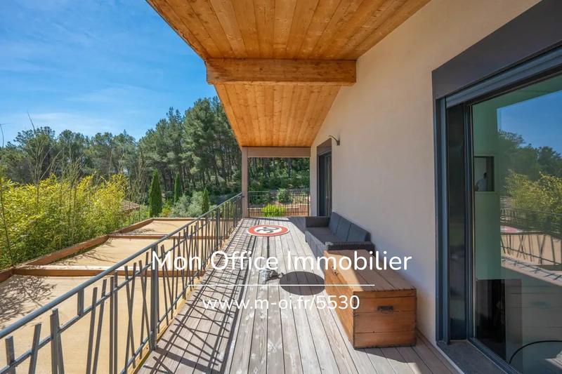 Maison - 166 m² - 5 pièces