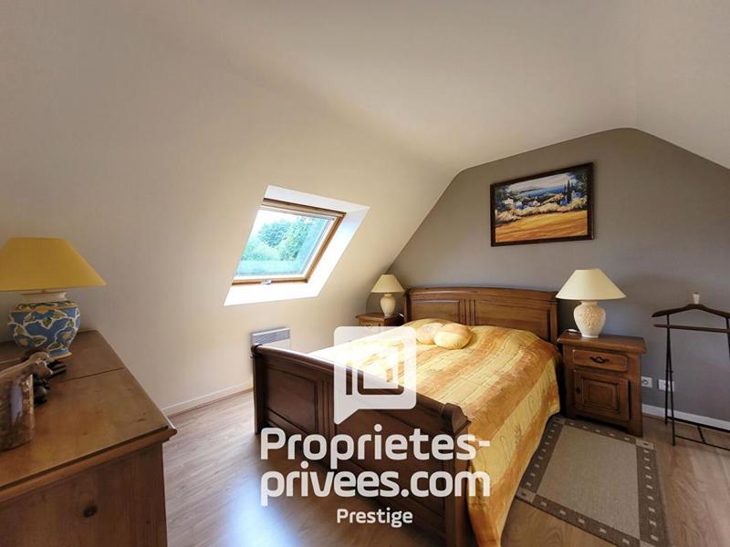 Demeure - 196 m² - 6 pièces