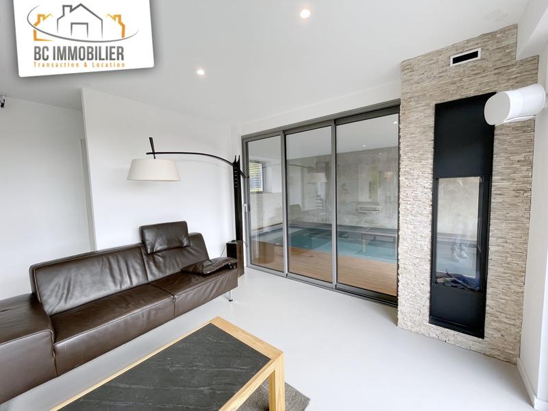 Maison - 174 m² - 6 pièces