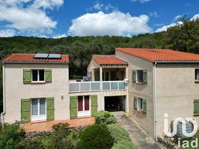 Maison - 185 m² - 5 pièces