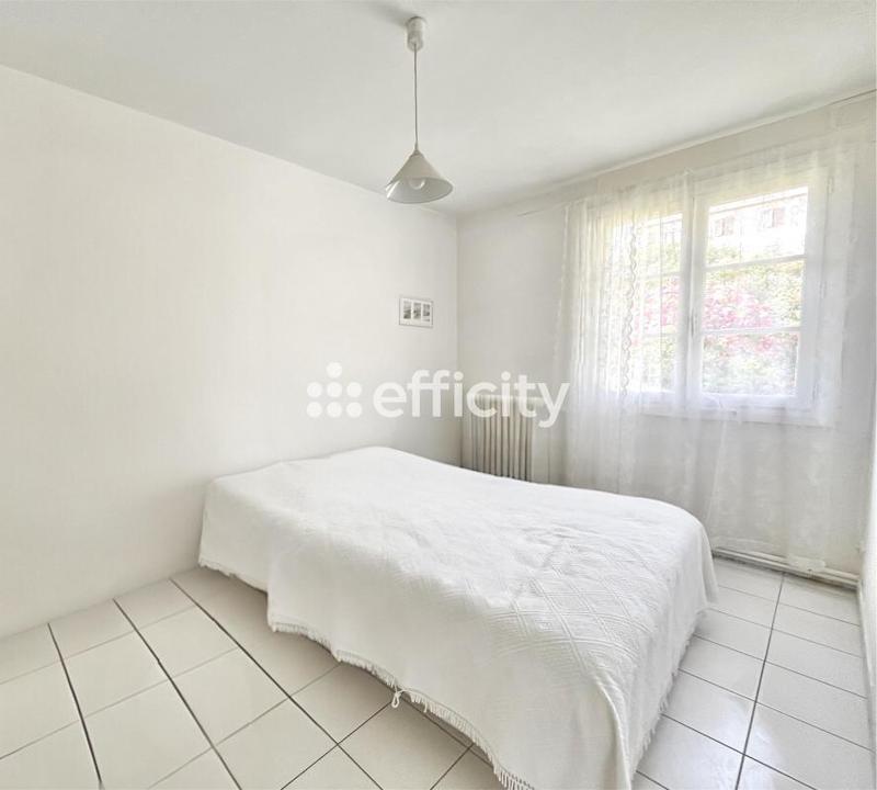 Maison - 140 m² - 7 pièces