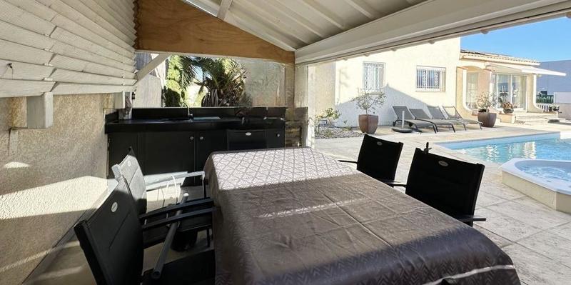 Maison - 125 m² - 5 pièces